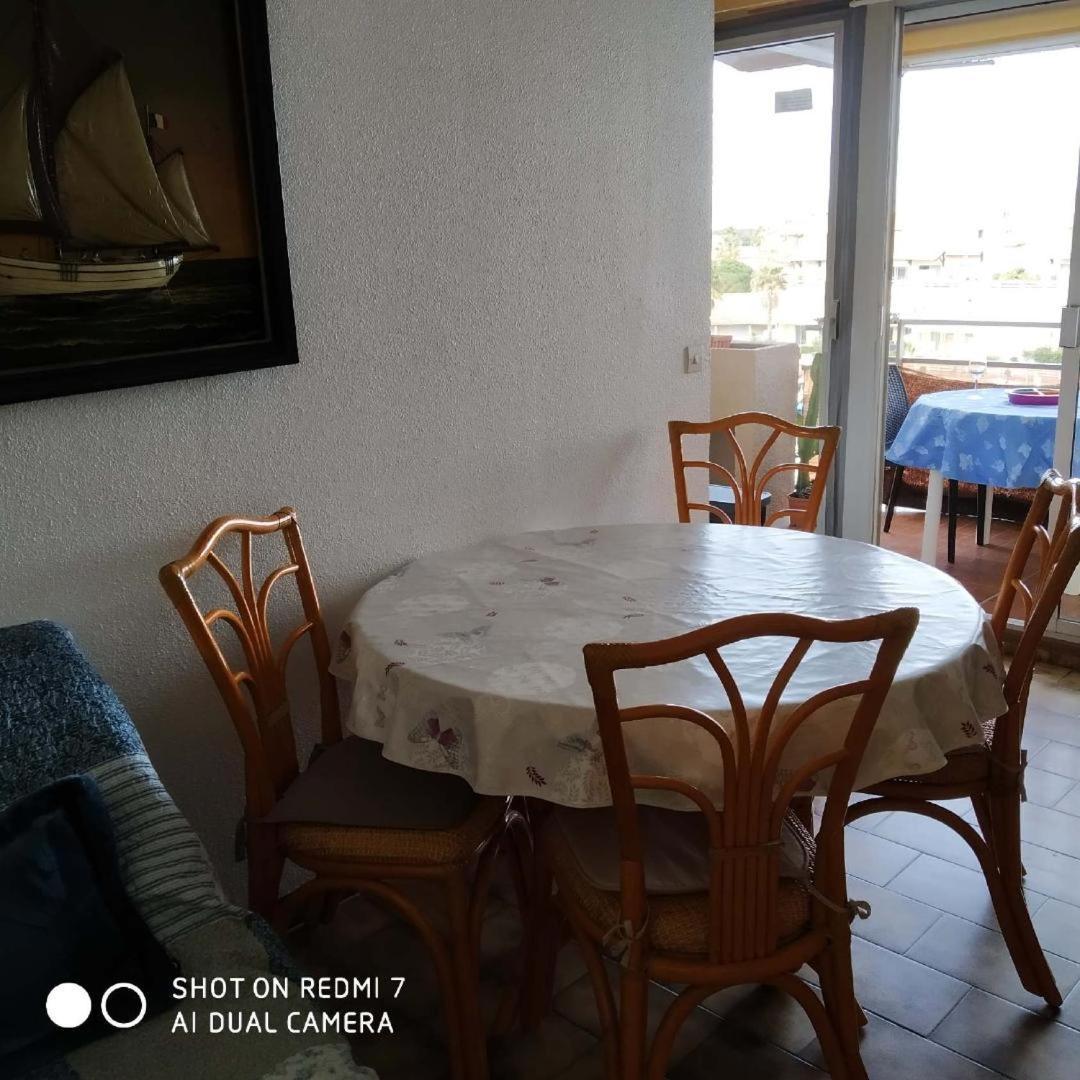 Appartement T2 Vue Mer Et Port,2 Balcons, Parking Prive Canet-en-Roussillon Eksteriør bilde